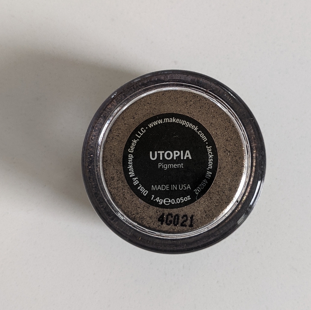Utopia Loose Pigment